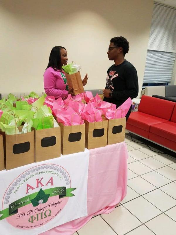 Alpha Kappa Alpha Chapters Use Track It Forward Track It Forward